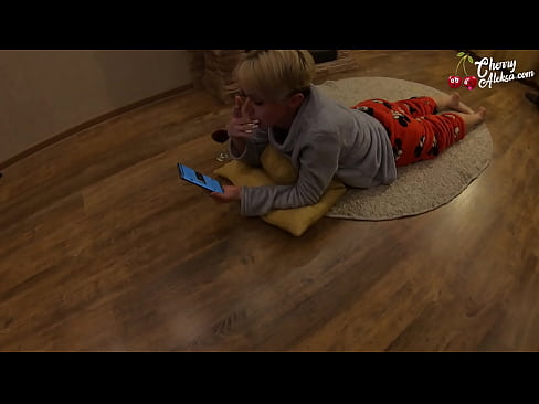 ❤️ Gila Pirang Mengisap Penis Besar Mengisap dan Memantul Di Atasnya - Seks Anal ❤❌ Video anal pada kami id.pornoxlxx.ru ❤